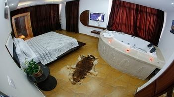 Bouery Hotel Kfar Yassine Ngoại thất bức ảnh